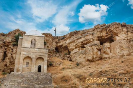 Diri baba türbəsi bərpa olunacaq: nazir əraziyə baş çəkdi - FOTO