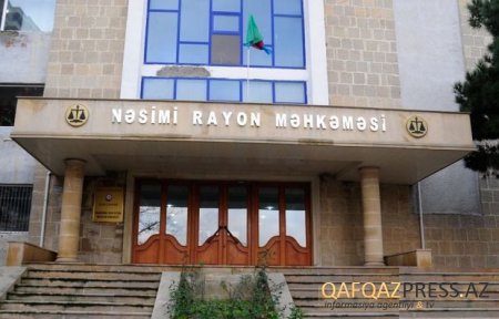 Nəsimi Rayon Məhkəməsi hakiminin prosesə barmaqarası baxması etiraza səbəb olub