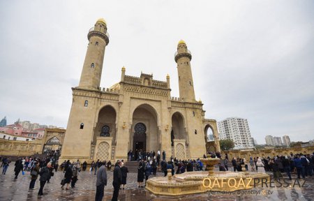 “Təzə Pir” məscidində yas mərasimlərinə məhdudiyyət qoyuldu