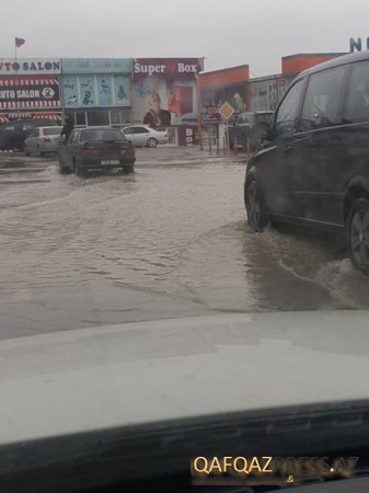 Yol Polisindən yağışlı hava ilə bağlı XƏBƏRDARLIQ - FOTO