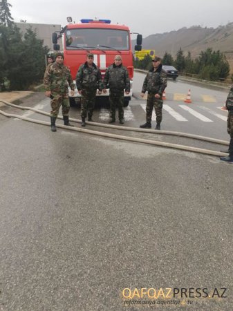 Yol Polisindən yağışlı hava ilə bağlı XƏBƏRDARLIQ - FOTO